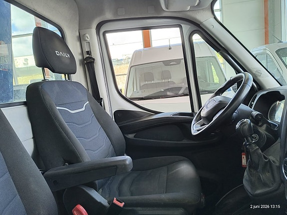 Iveco Daily 11 of 16