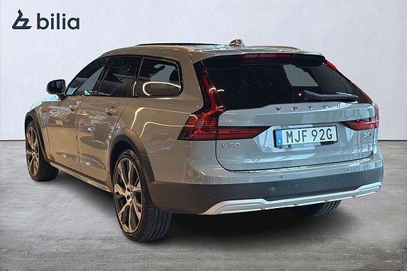 Volvo V90 Cross Country 5 of 5
