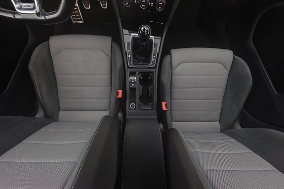 Volkswagen Golf I 16 of 28