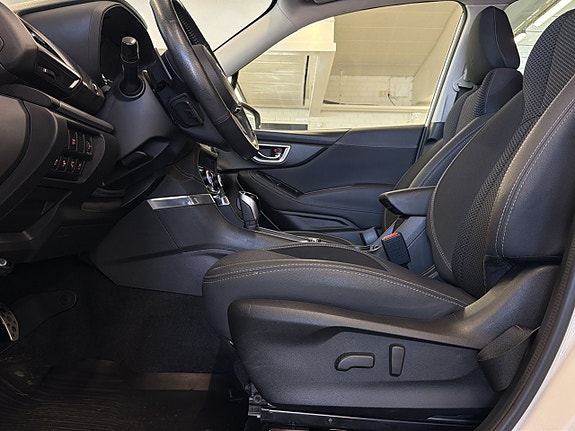 Subaru Forester 18 of 27