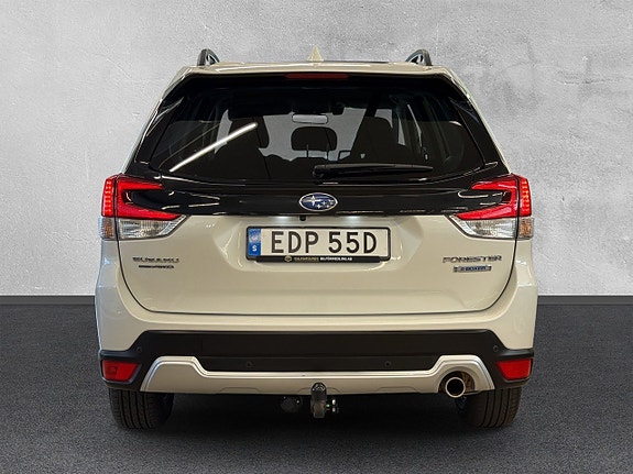 Subaru Forester 4 of 5