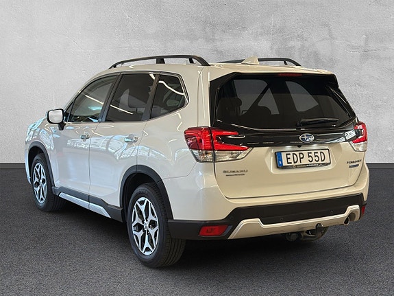 Subaru Forester 3 of 5