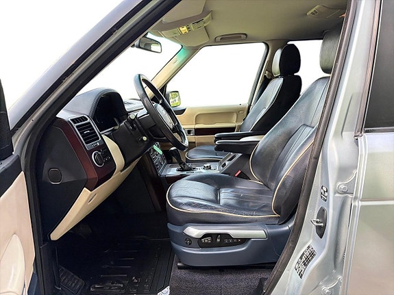 Land Rover Range Rover 13 of 22