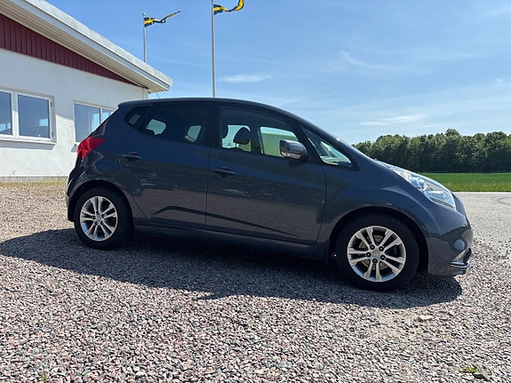 Kia Venga 2 of 4