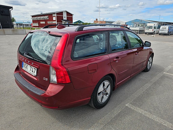 Volvo V50 5 of 5