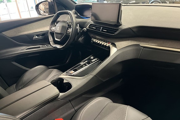 Peugeot 3008 6 of 18