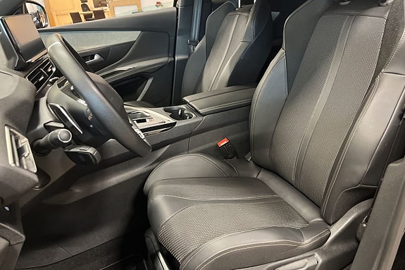 Peugeot 3008 10 of 18