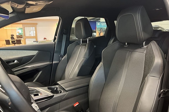 Peugeot 3008 9 of 18