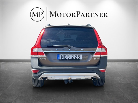 Volvo XC70 6 of 15