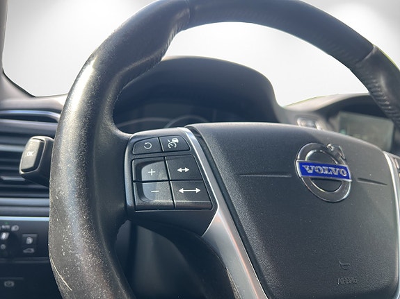 Volvo XC70 14 of 15