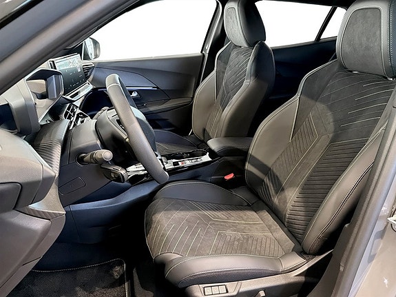 Peugeot 2008 5 of 5