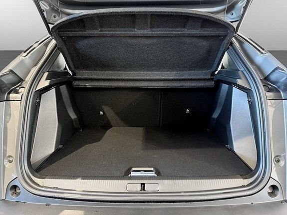 Peugeot 2008 7 of 17