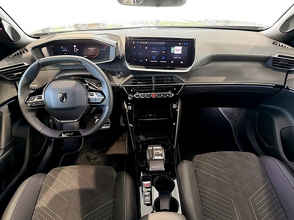 Peugeot 2008 3 of 5