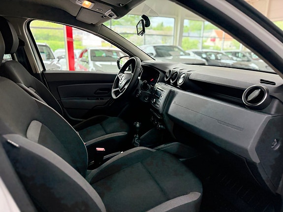 Dacia Duster 9 of 11