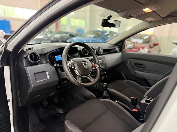 Dacia Duster 7 of 11
