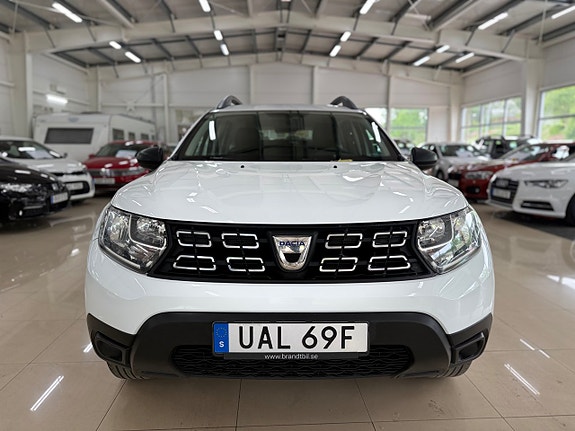 Dacia Duster 2 of 11