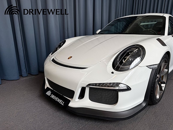 Porsche 911 18 of 28