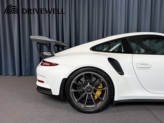Porsche 911 25 of 28