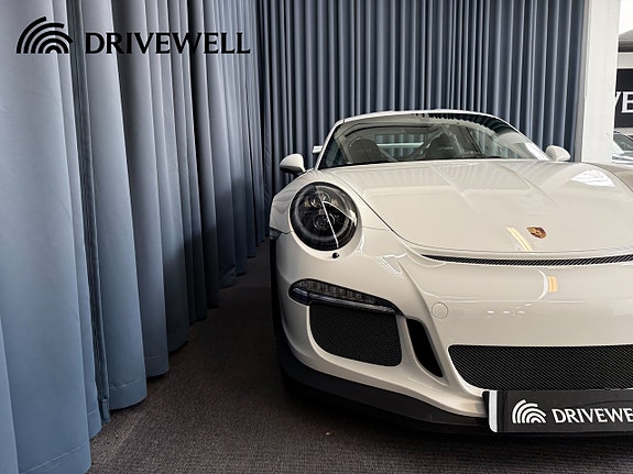 Porsche 911 19 of 28