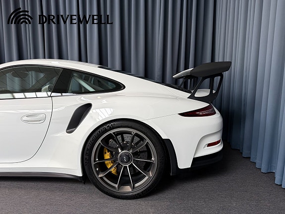 Porsche 911 21 of 28