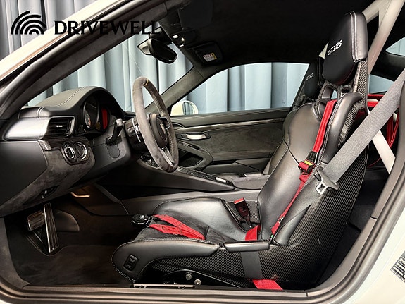 Porsche 911 6 of 28