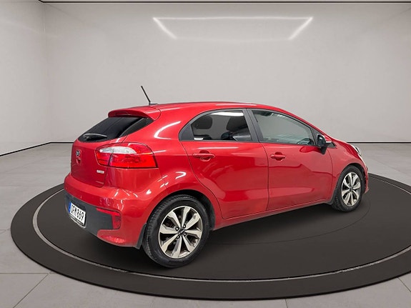 Kia Rio 9 of 25