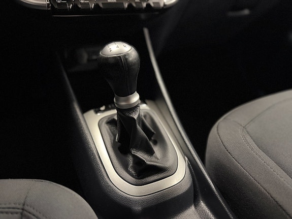 Kia Rio 17 of 25