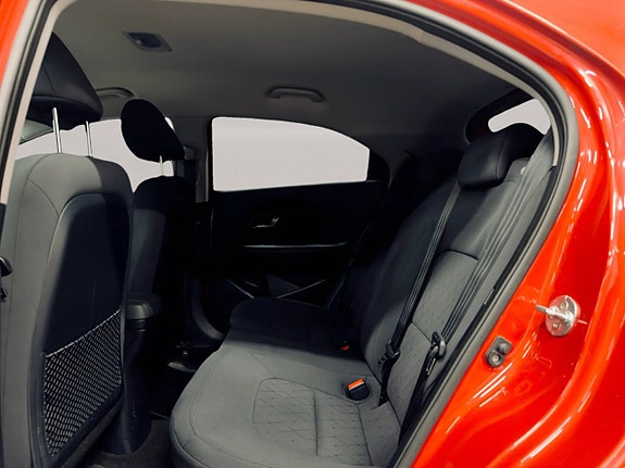 Kia Rio 14 of 25