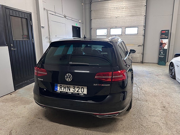 Volkswagen Passat 4 of 5