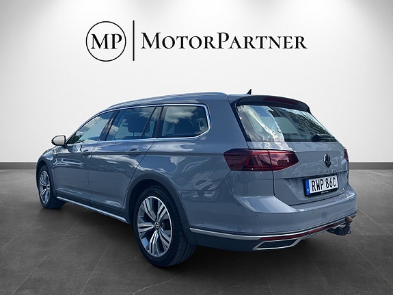 Volkswagen Passat Alltrack 5 of 5