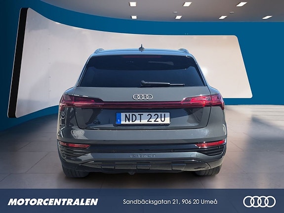 Audi Q8 4 of 9