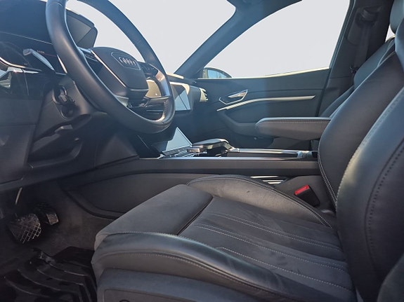 Audi Q8 6 of 9