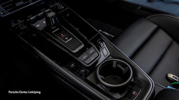 Porsche 911 Carrera GTS 14 of 25