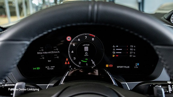 Porsche 911 Carrera GTS 13 of 25