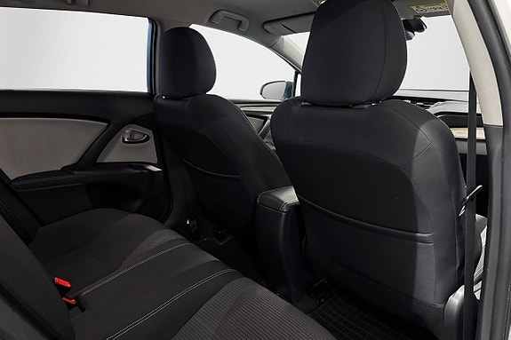 Toyota Avensis 13 of 22