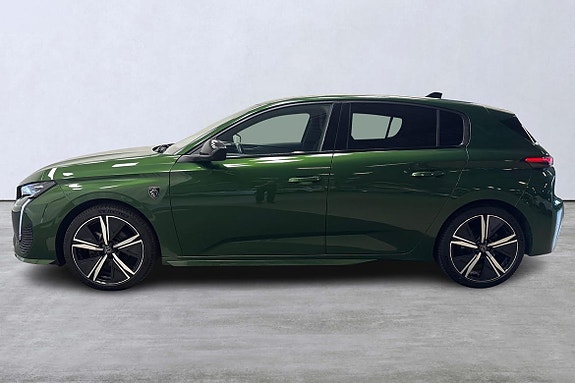 Peugeot 308 2 of 5