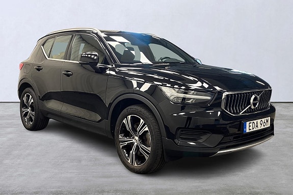 Volvo XC40 6 of 26