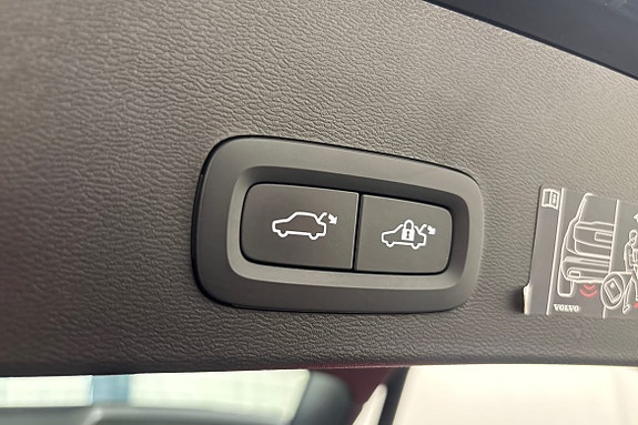 Volvo XC40 19 of 26