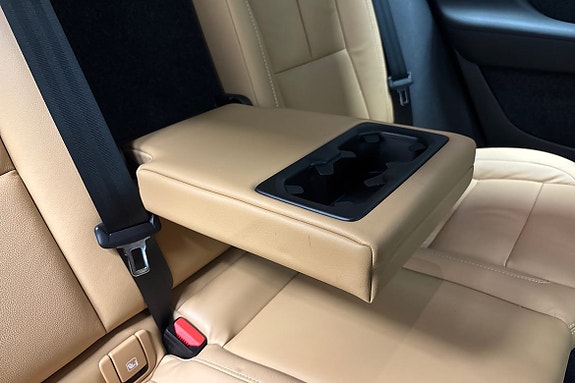 Volvo XC40 20 of 26