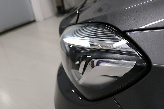 Mercedes-Benz A200 d 10 of 28