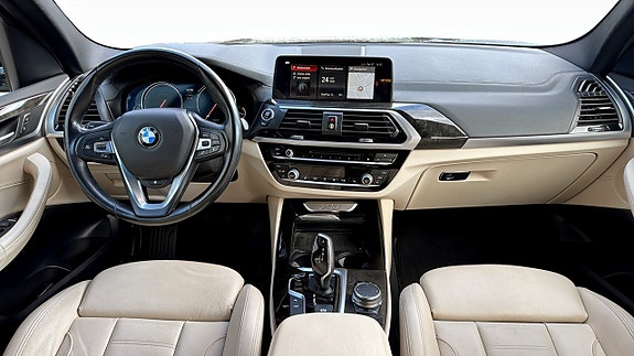 BMW X3 4 of 5