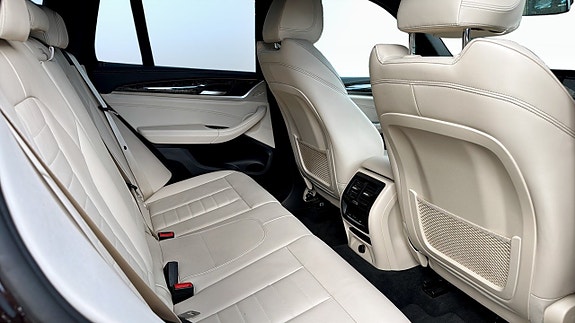 BMW X3 5 of 5