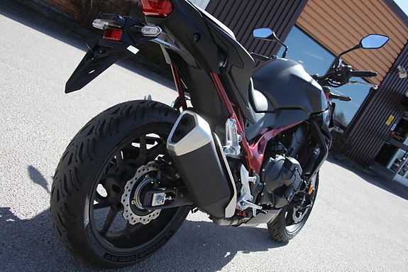 Honda CB750 Hornet 10 of 10