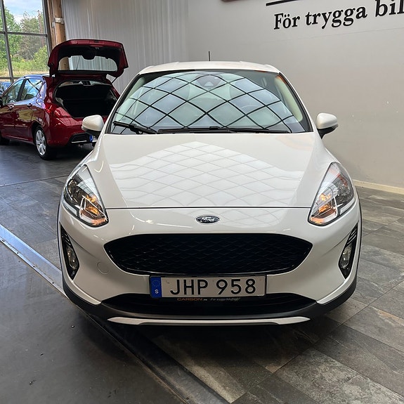 Ford Fiesta 6 of 13
