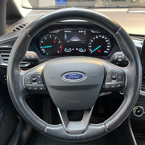 Ford Fiesta 11 of 13