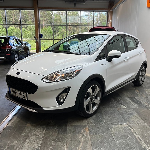 Ford Fiesta 5 of 13
