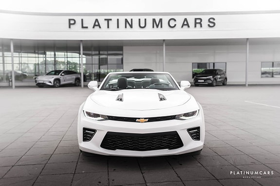 Chevrolet Camaro SS 3 of 5
