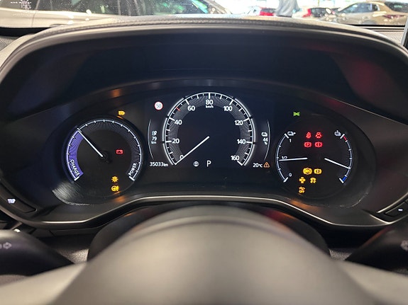 Mazda MX-30 9 of 15