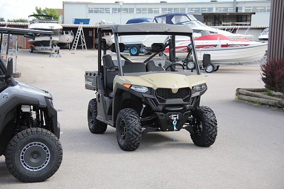 CFMOTO Uforce 600 2 of 11