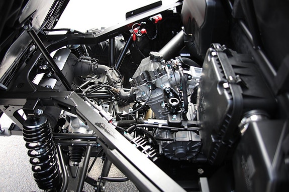 CFMOTO Uforce 600 8 of 11